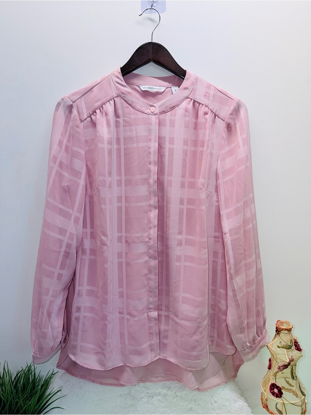 Mandarin Collar Issac Mizrahi Pale Pink Sheer Plaid Lined Dressy Summer Blouse 👚